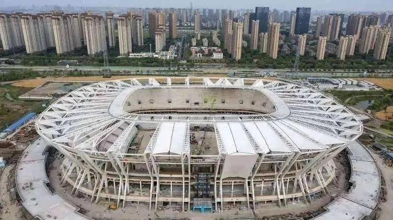 2023年亞洲杯易地舉辦，10座球場的建設工程怎么辦？