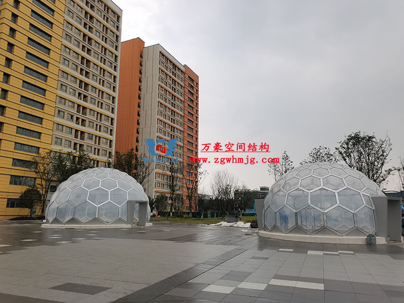 為什么越來越多建筑立面用ETFE膜結(jié)構(gòu)？ETFE膜結(jié)構(gòu)屋面有什么優(yōu)點(diǎn)？