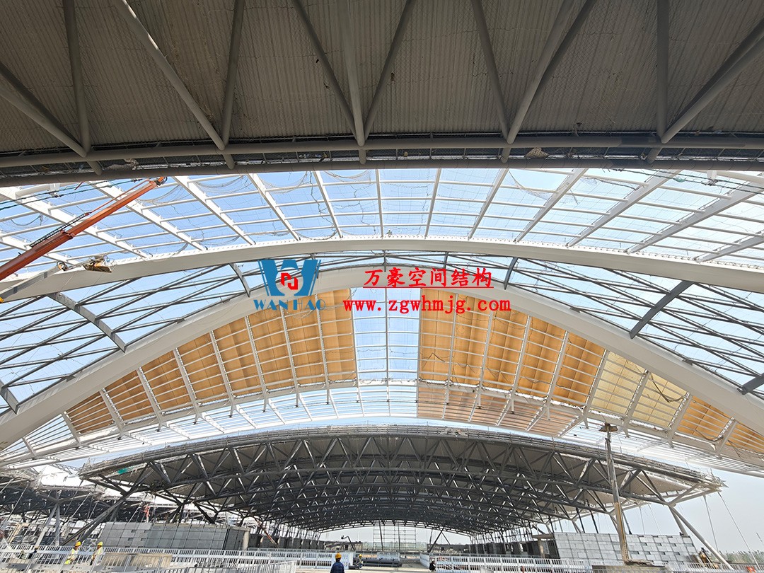 鄭州中原高鐵港數(shù)字展貿(mào)城ETFE膜結(jié)構(gòu) PTFE膜結(jié)構(gòu)工程
